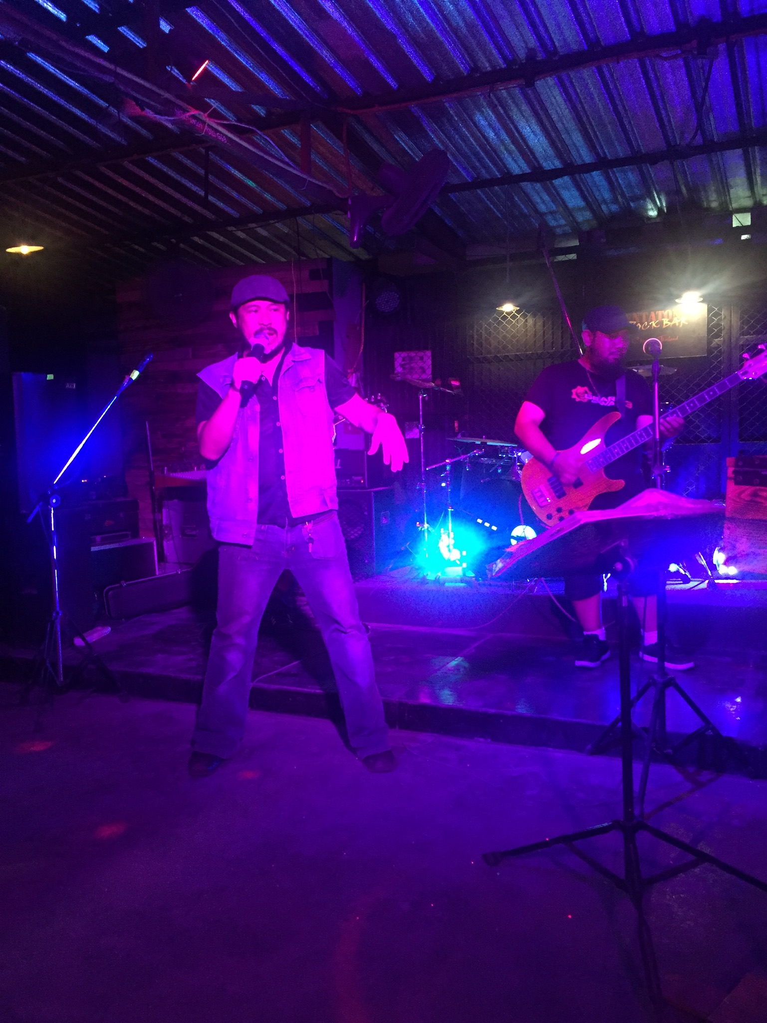 Zoe in Yellow Chiang Mai