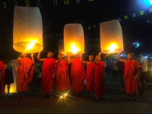 Loy Krathong at the Wat Phra Singh